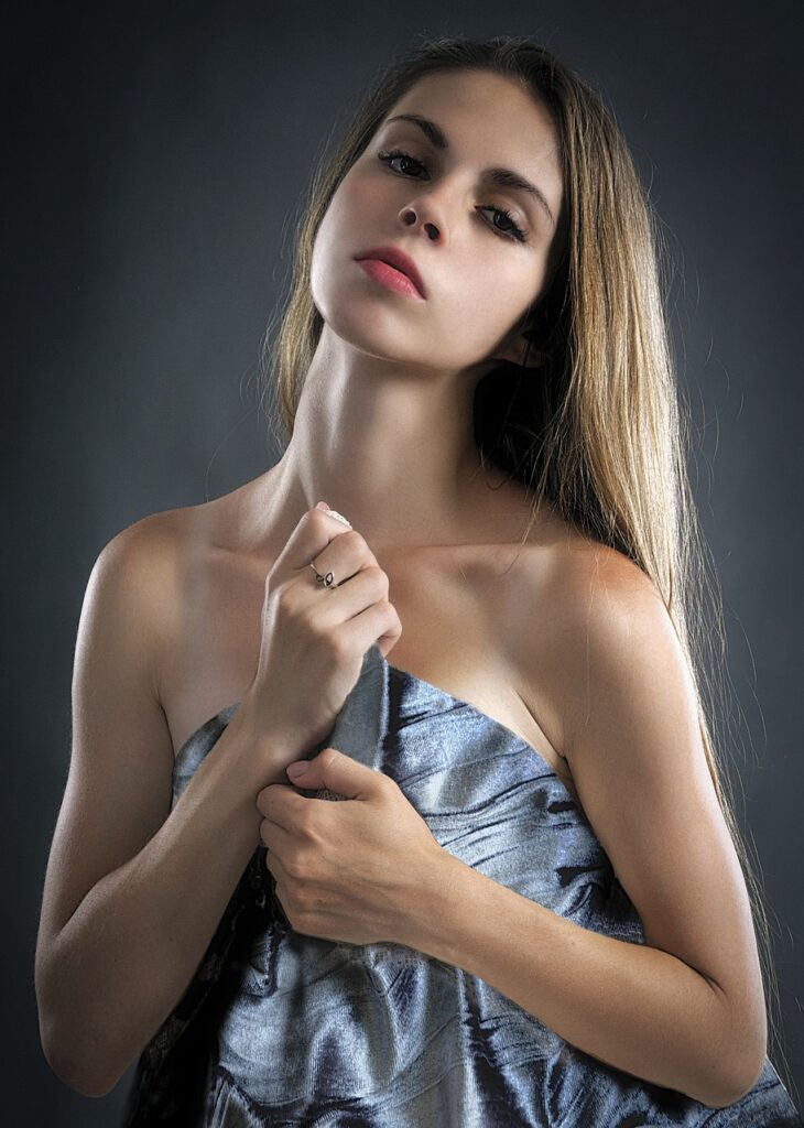 加齢臭対策に効果的な美容商品は皮膚科監修のものが安心？