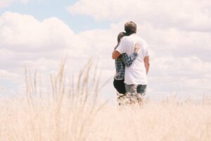 加齢臭に悩む男性必見！人気のサプリはどれを選べばいい？